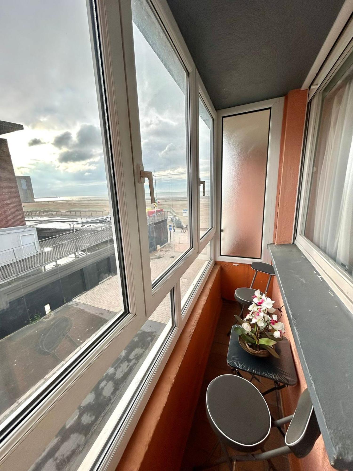 Appartement Avec Vue Sur Mer Dunkirk Luaran gambar